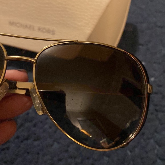 🕶️Michael Kors MK5004 Chelsea Sunglasses 59/13 135 /KAC704🕶️ - Picture 7 of 11